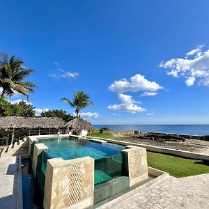 Triton Hotel Boutique & Restaurant